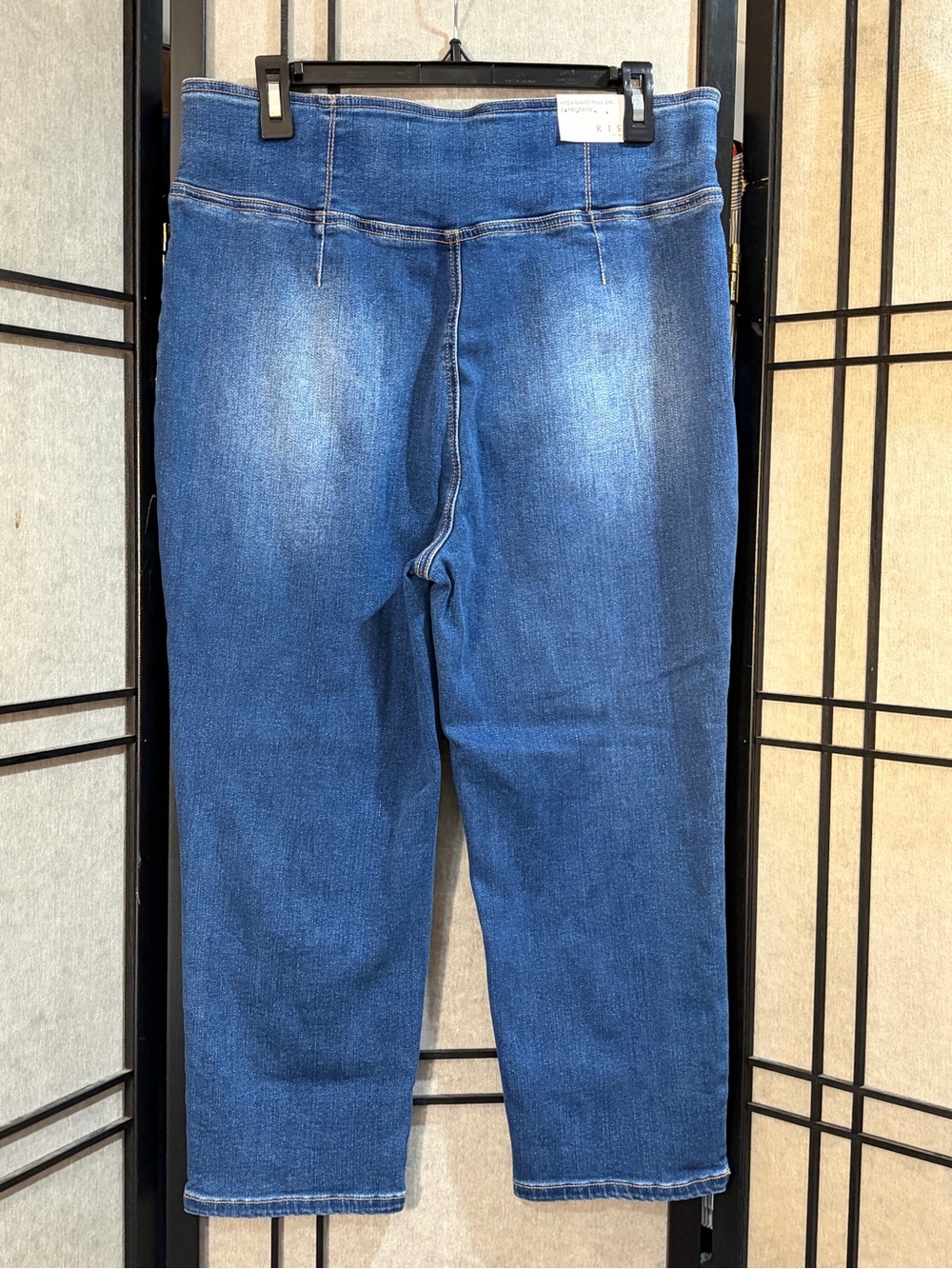 Risen Womens Sz 15 / 32 Straight Cropped High Rise Stretch Denim No Distress - Picture 2 of 11